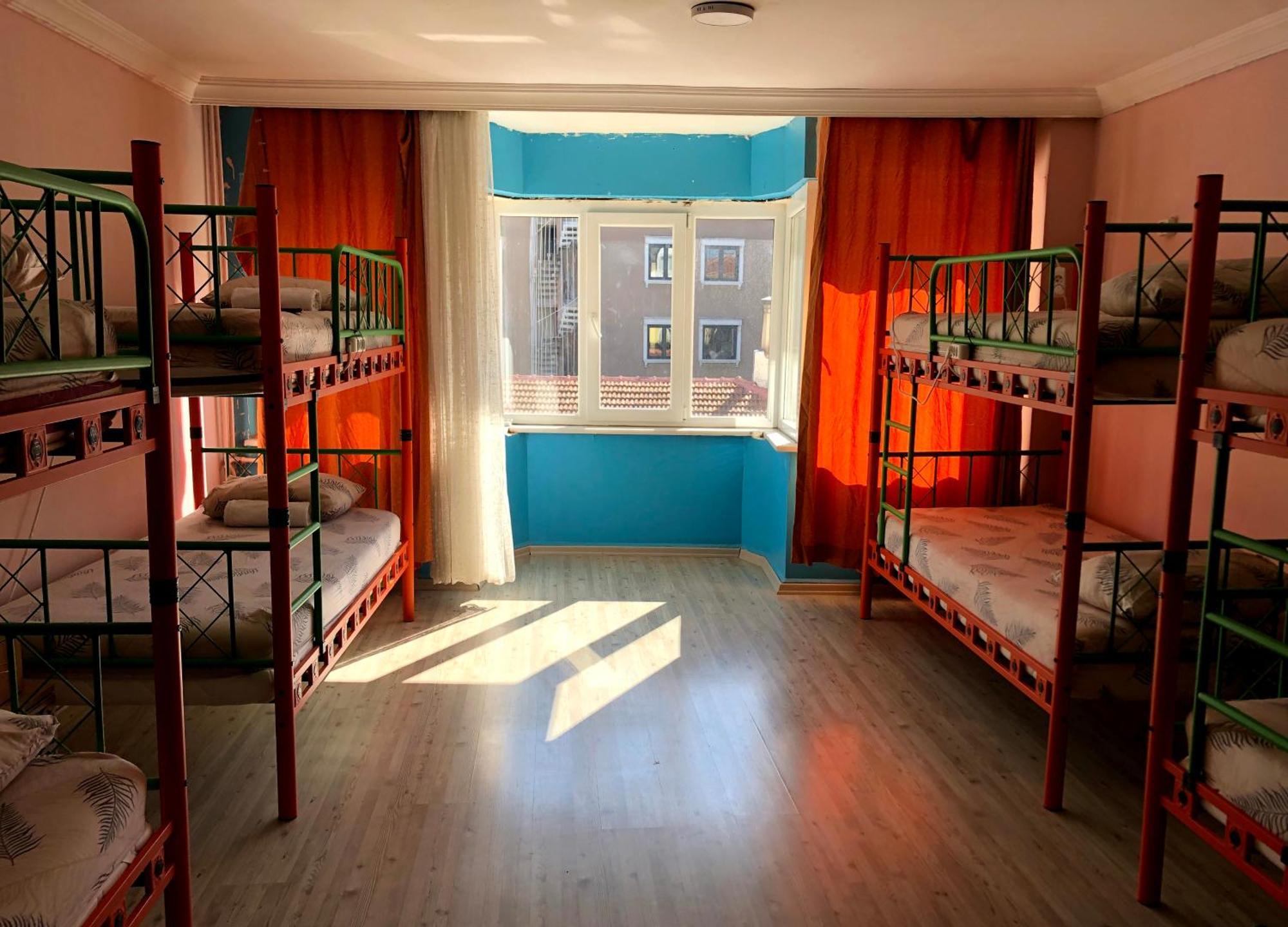 Istanbul Harmony Hostel Екстер'єр фото